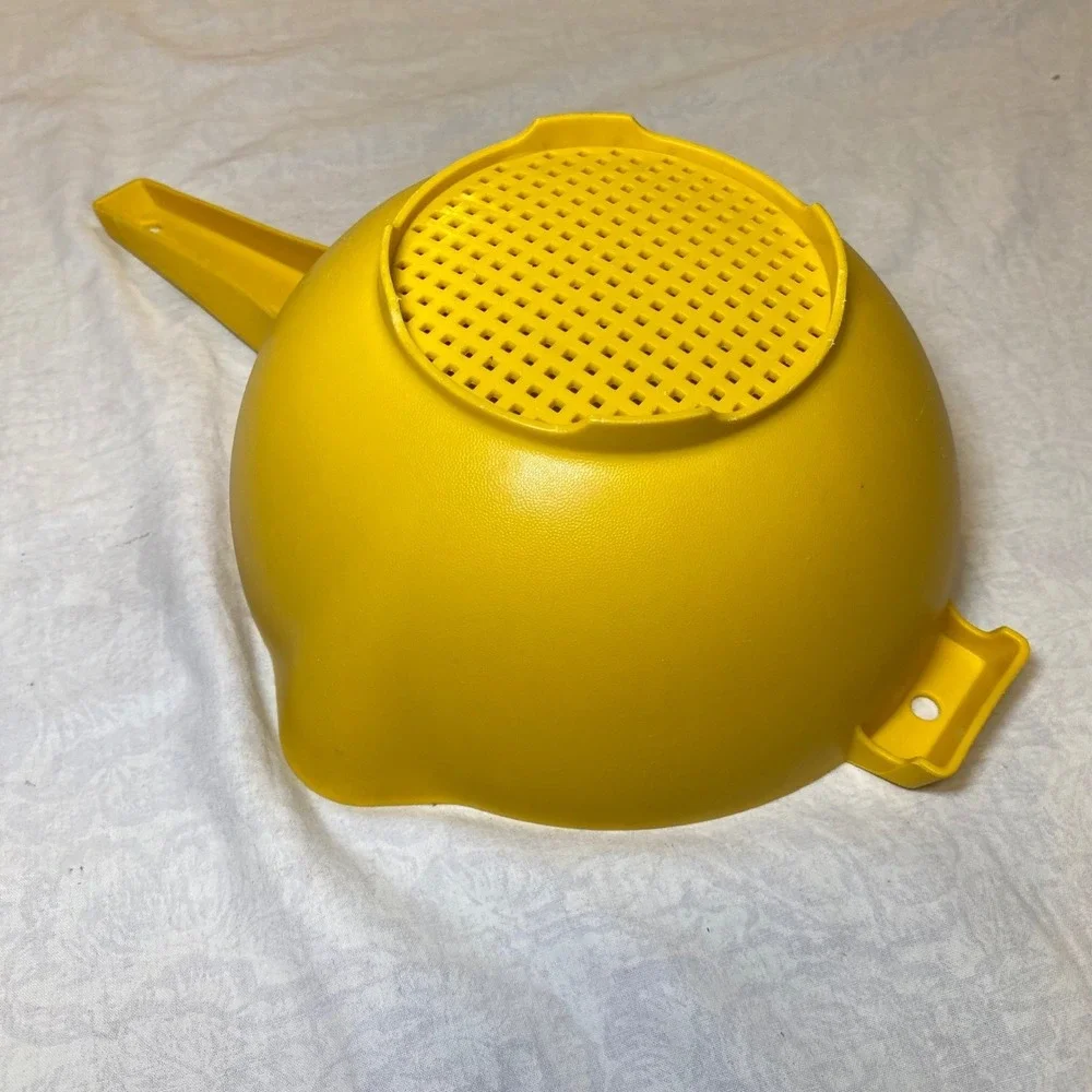 Vintage Tupperware Yellow Colander Strainer #1523-1 Harvest Gold Kitchen‎ Sieve